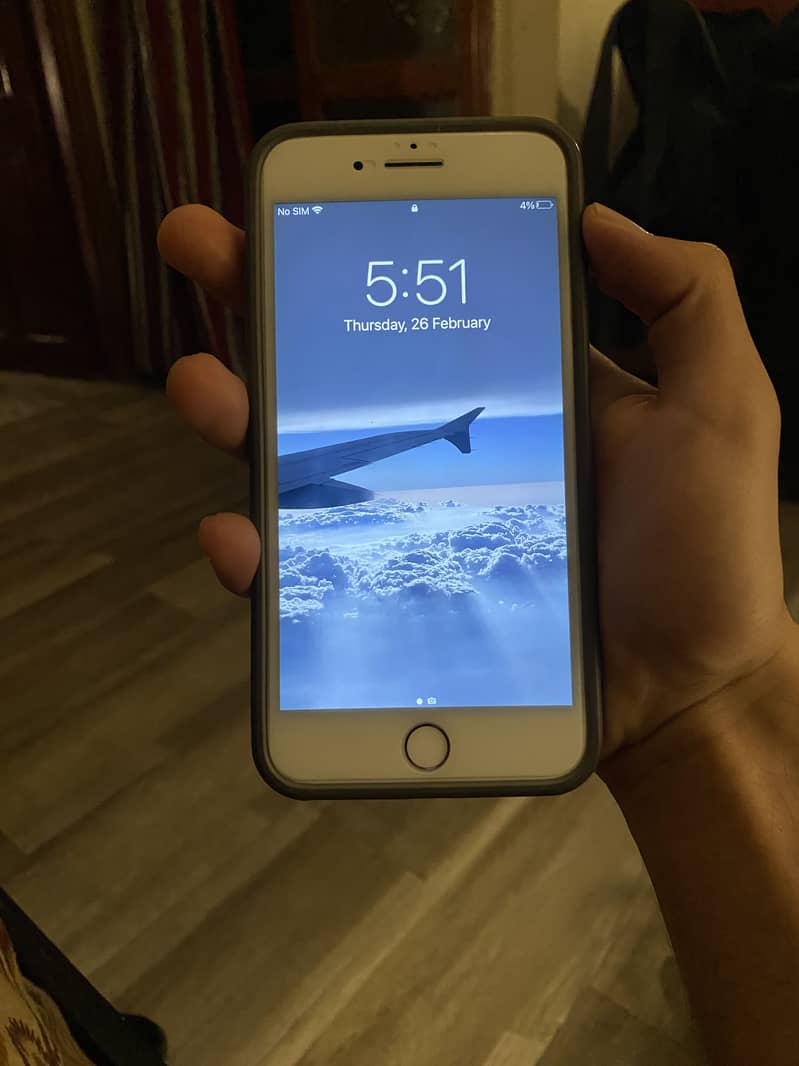Apple iPhone 7 plus 2