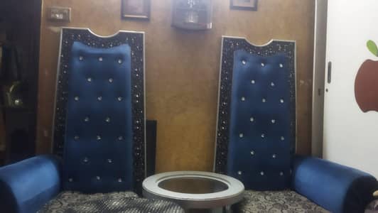 chairs with coffee table