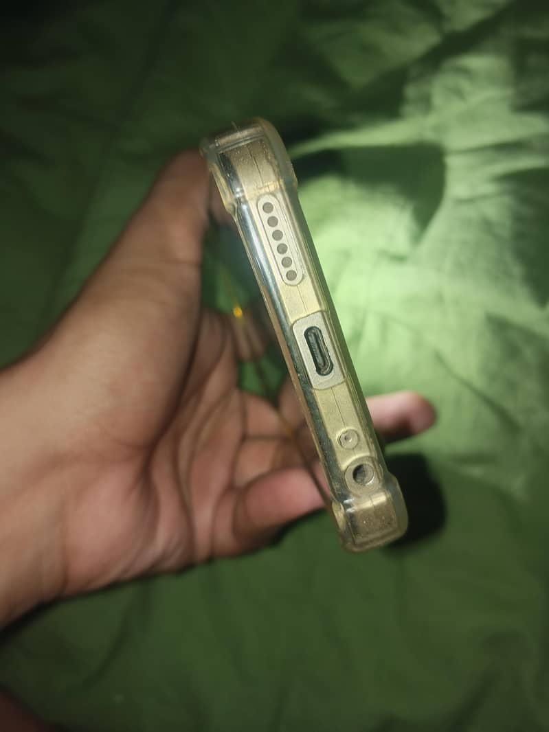 Tecno Spark 20C 4