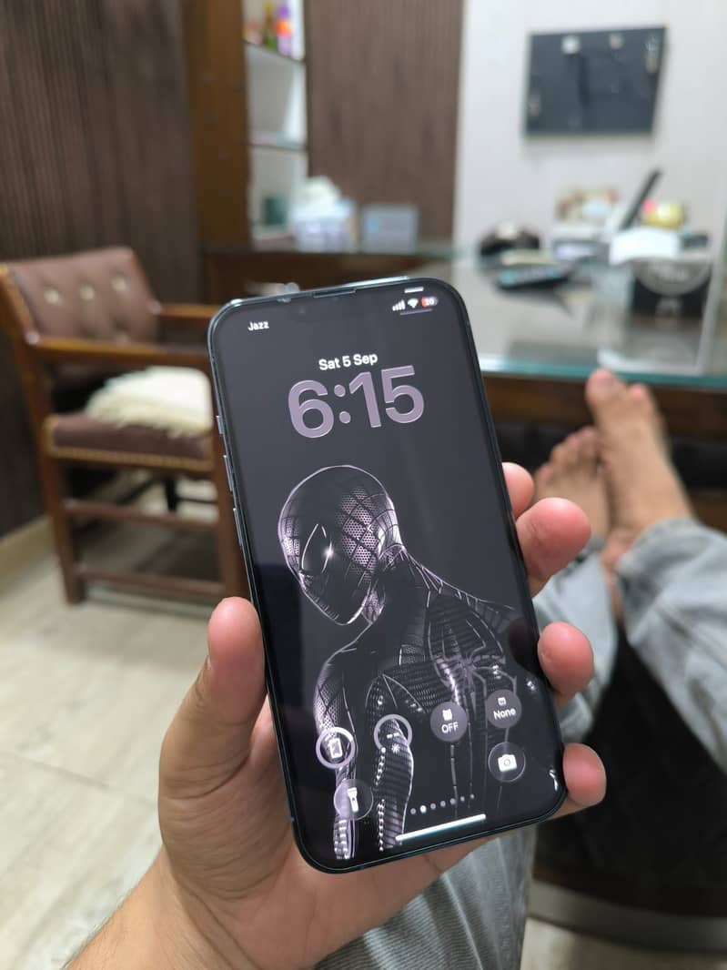 Apple iPhone 13 Pro 1