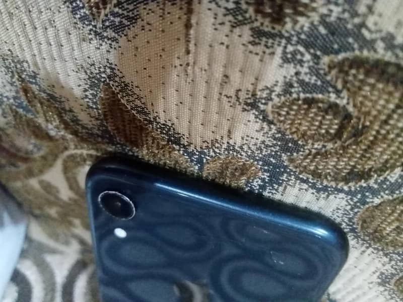 Apple iPhone XR 3