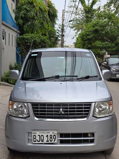 Mitsubishi Ek Wagon 2011