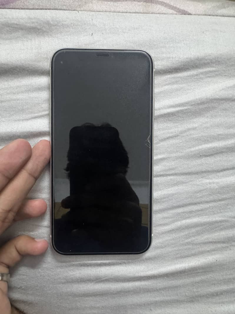 Apple iPhone 11 3