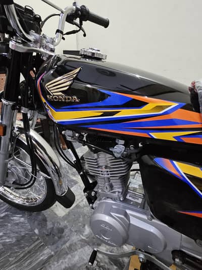 2027 model  [Balck]   03269653852