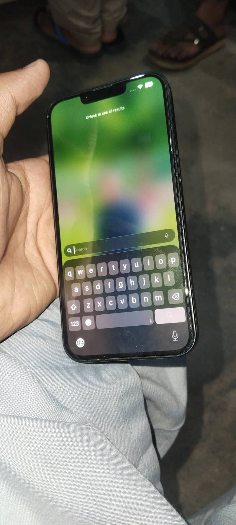 Apple iPhone 13 1