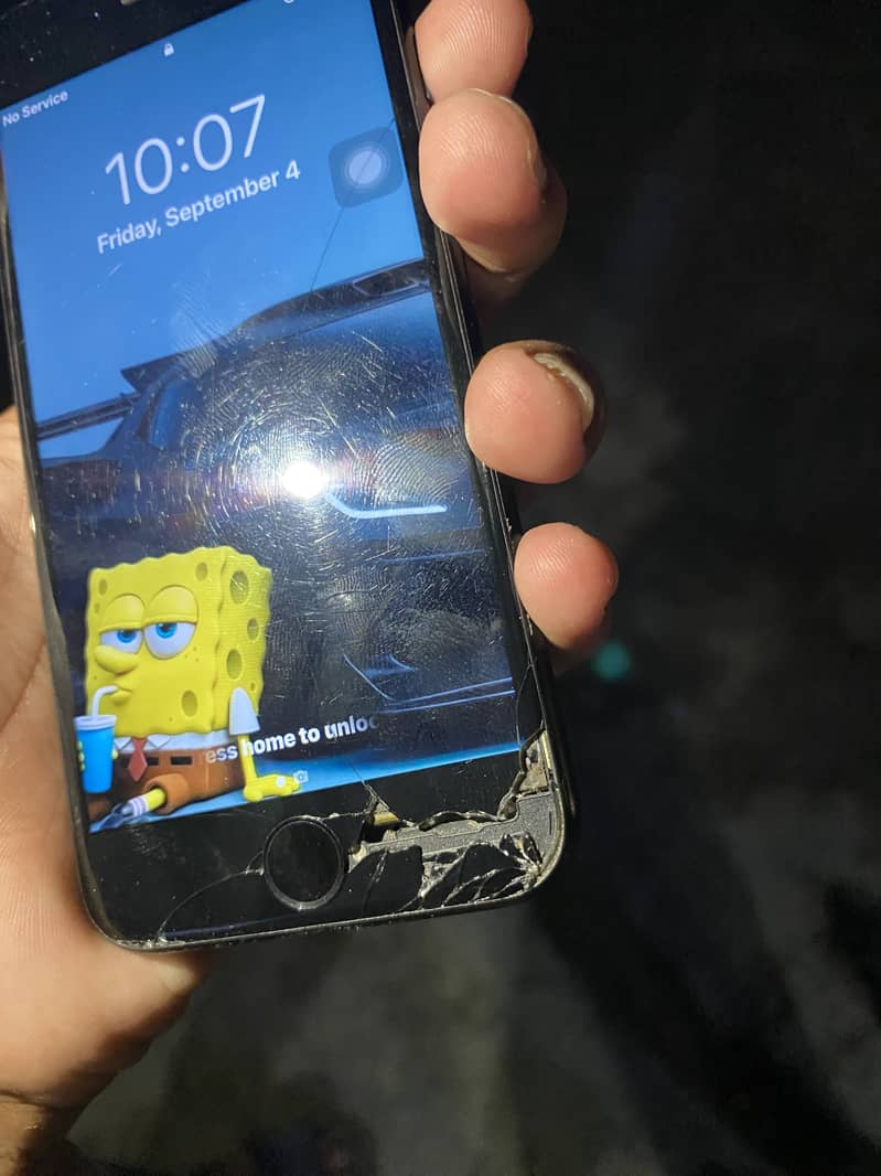 Apple iPhone 7 2
