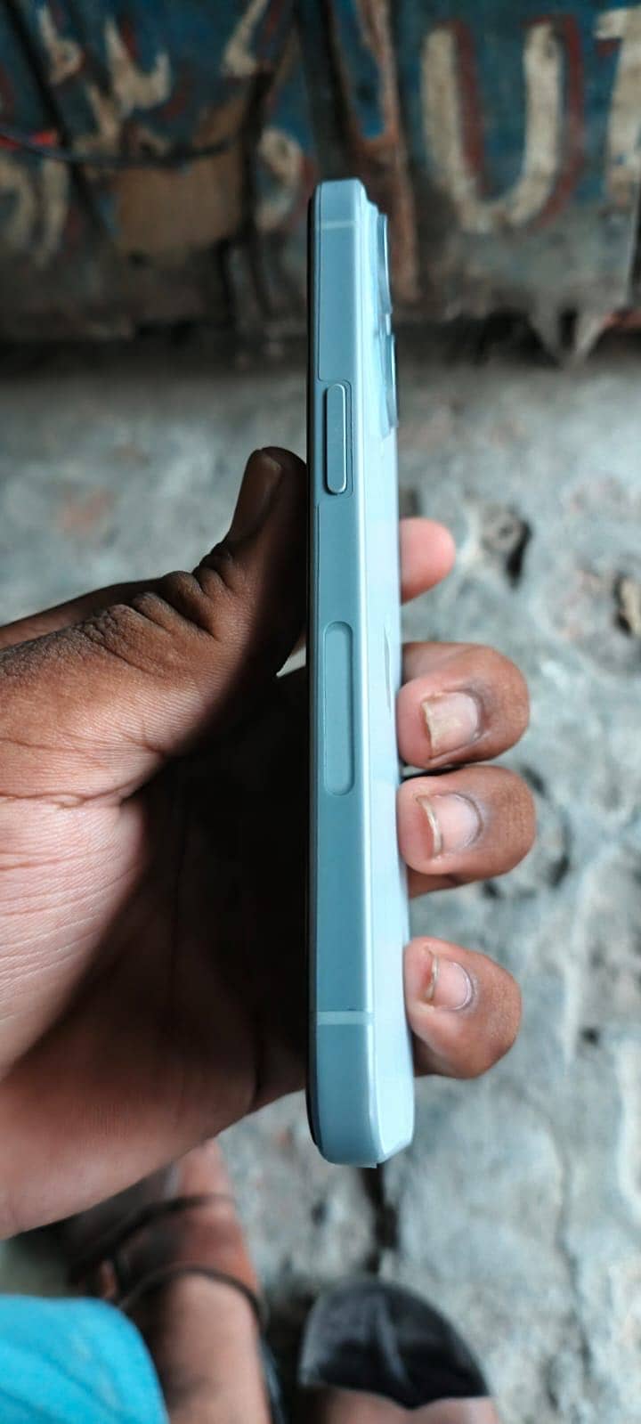 Apple iPhone 15 9