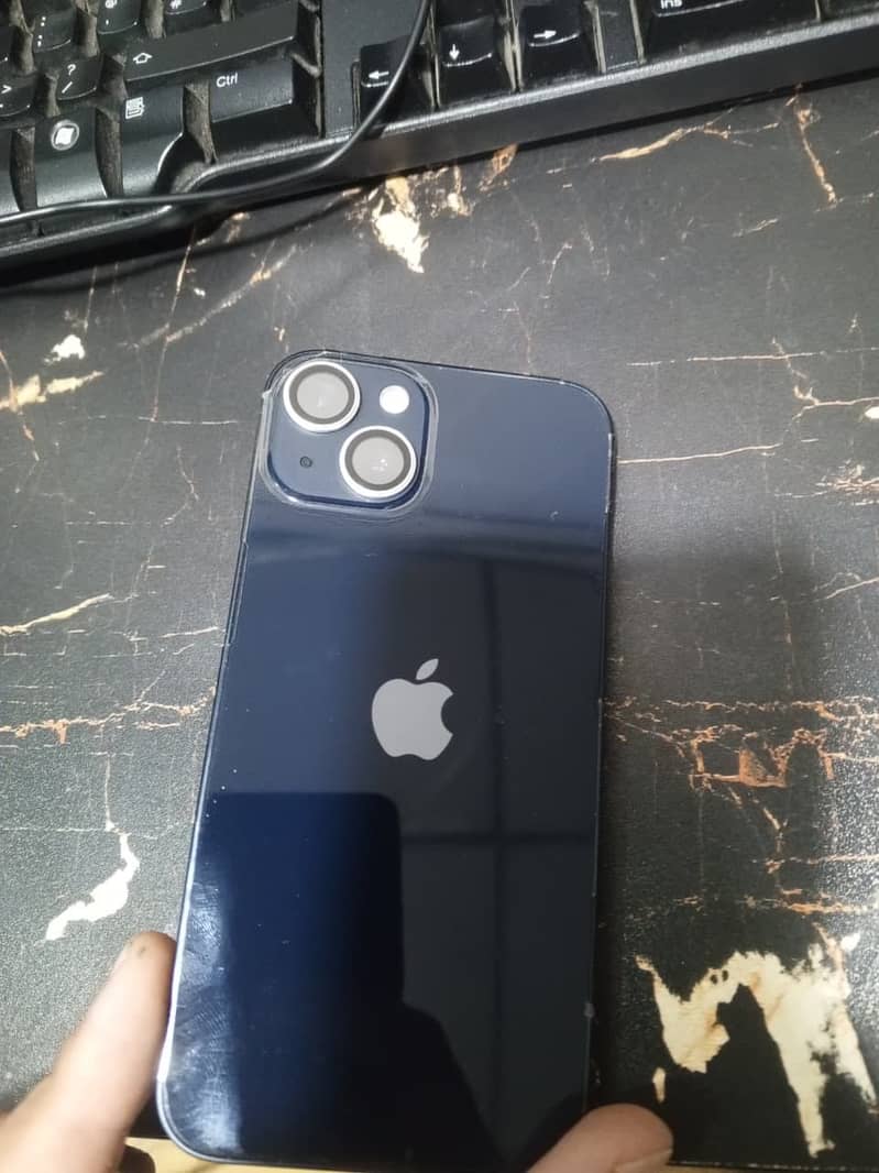 Apple iPhone 13 1