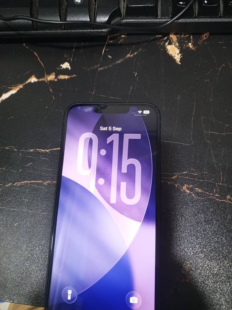 Apple iPhone 13 3