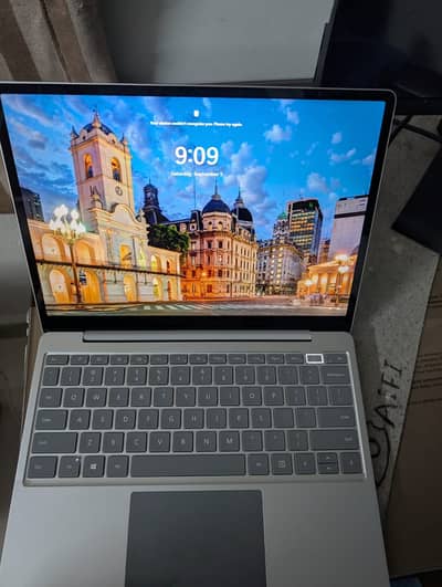 microsoft surface laptop