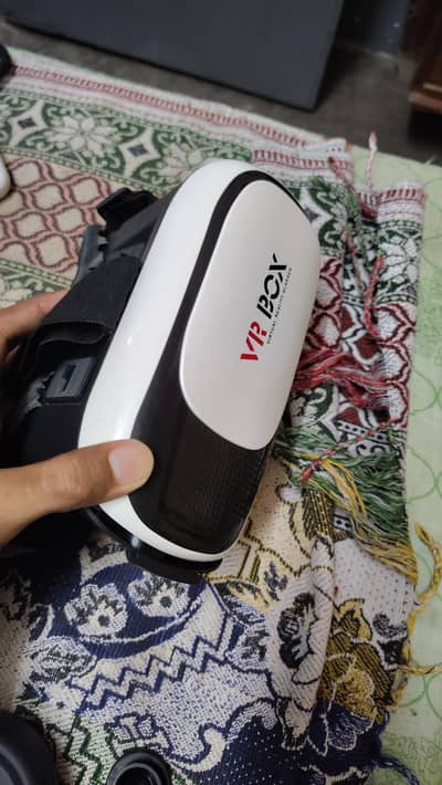 Vr For Sale Only Rs 1700