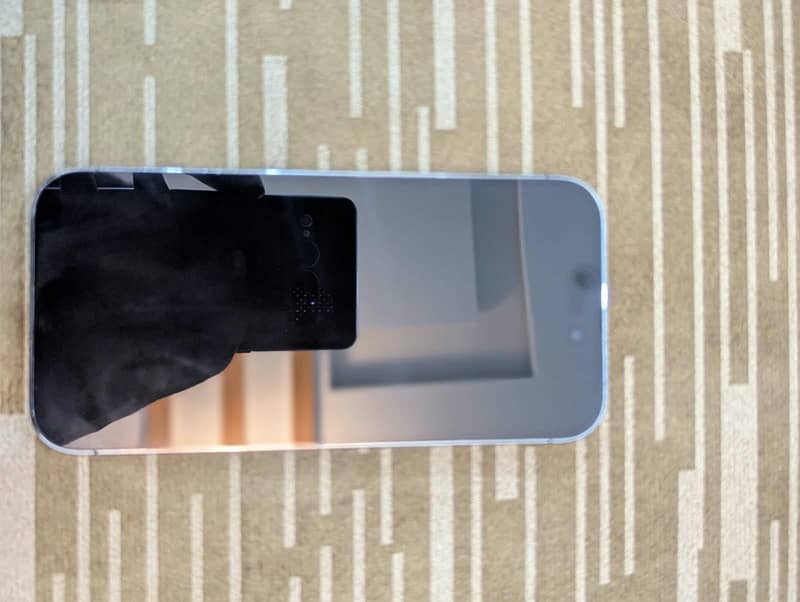 Apple iPhone 14 Pro 2