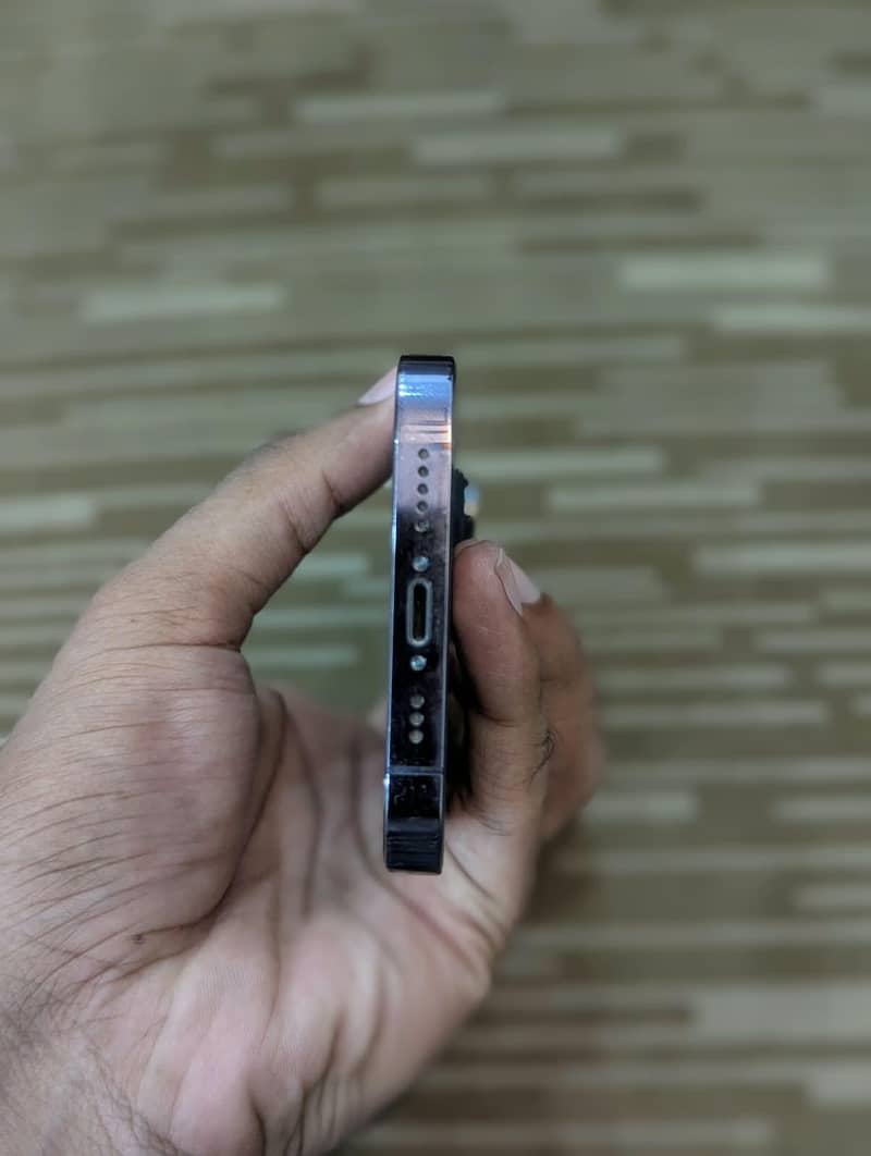 Apple iPhone 14 Pro 3
