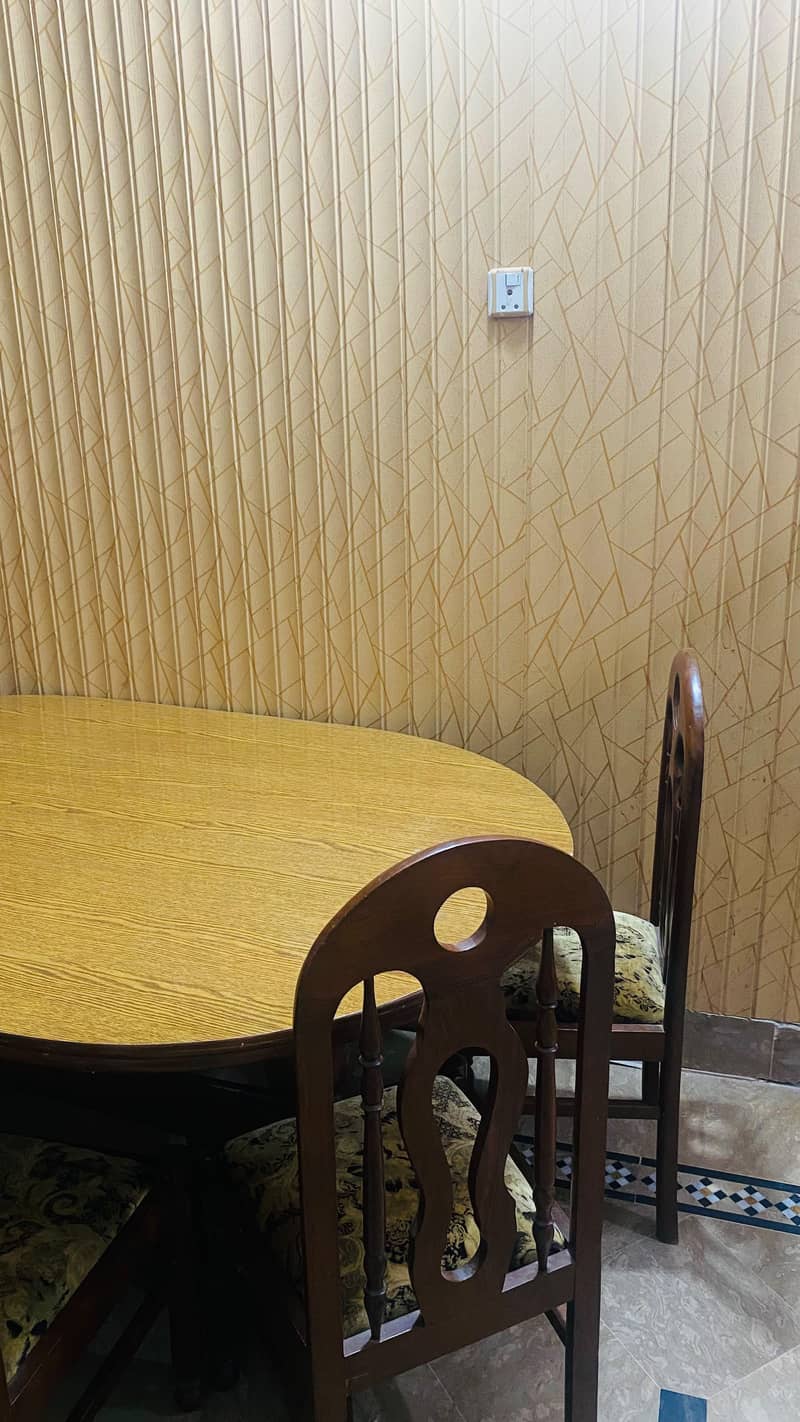 Dining table 3