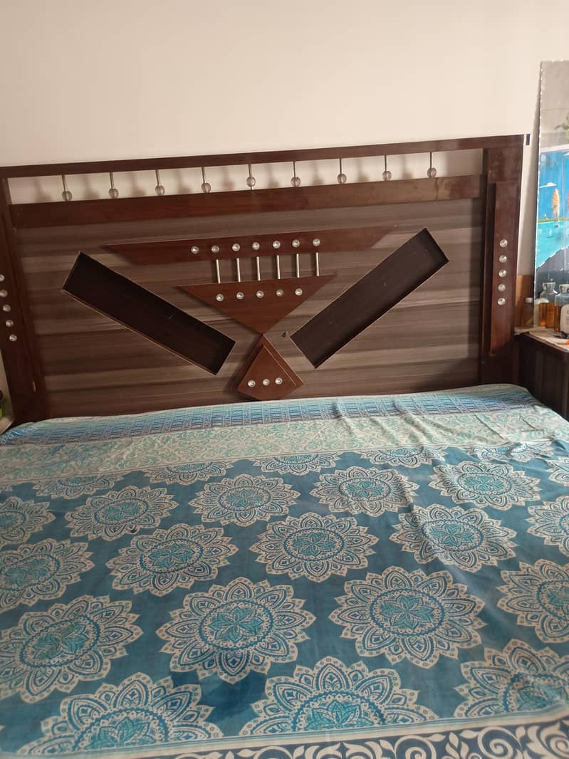 Bed & cupboard 1