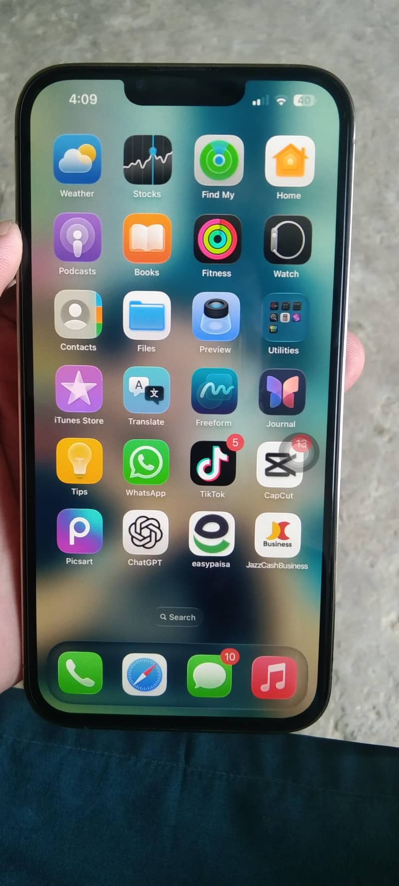 Apple iPhone 13 Pro Max 1
