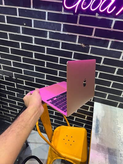 apple macbook air m1 chip 256 gb rose gold
