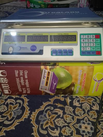 galaxy top quality scale very nice condition