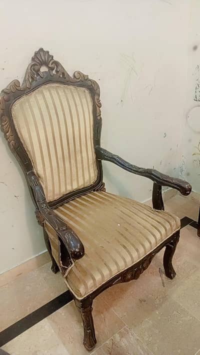 2bed room chairs