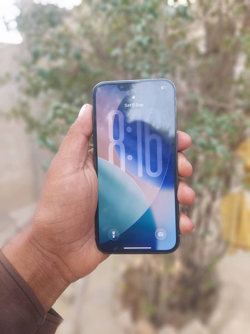 Apple iPhone 13 Pro 1