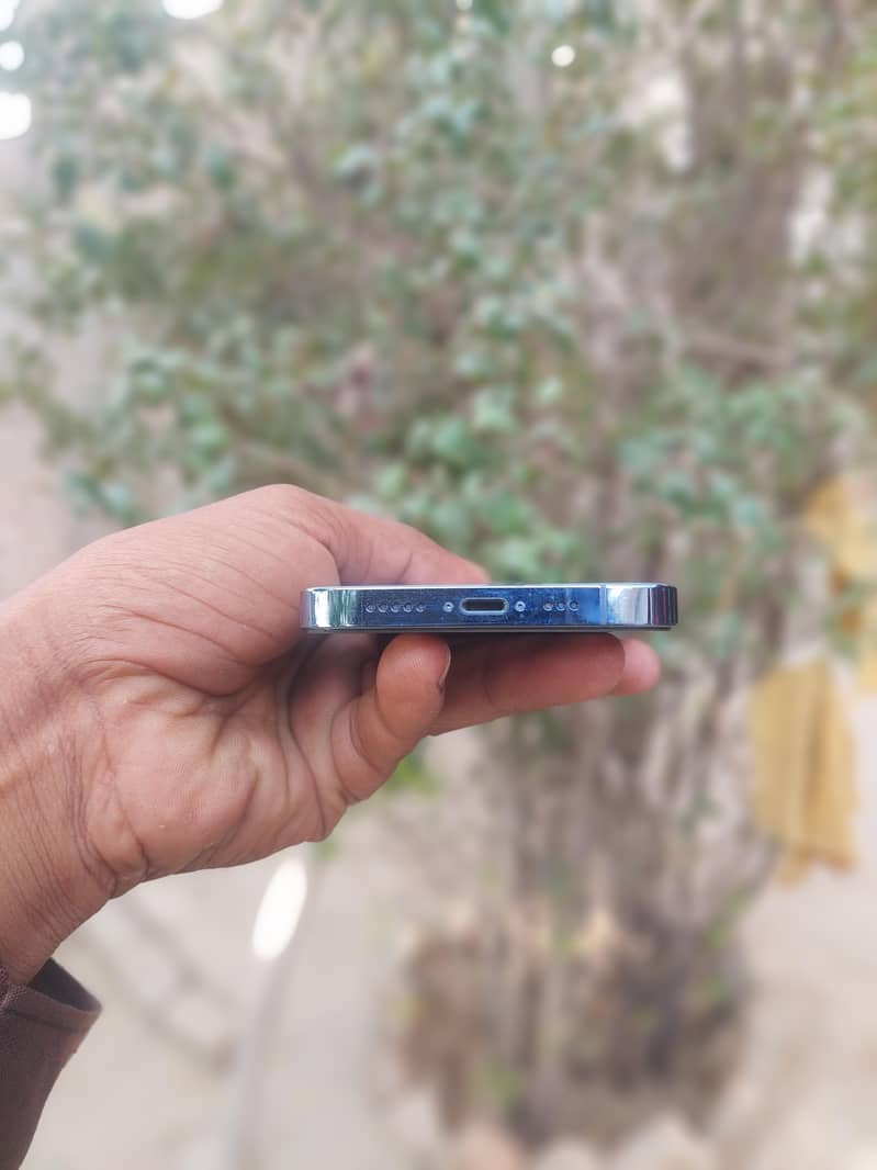 Apple iPhone 13 Pro 5