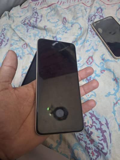 Itel City 100