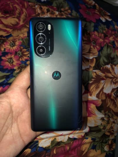 Motorola Edge Plus 2022 UW