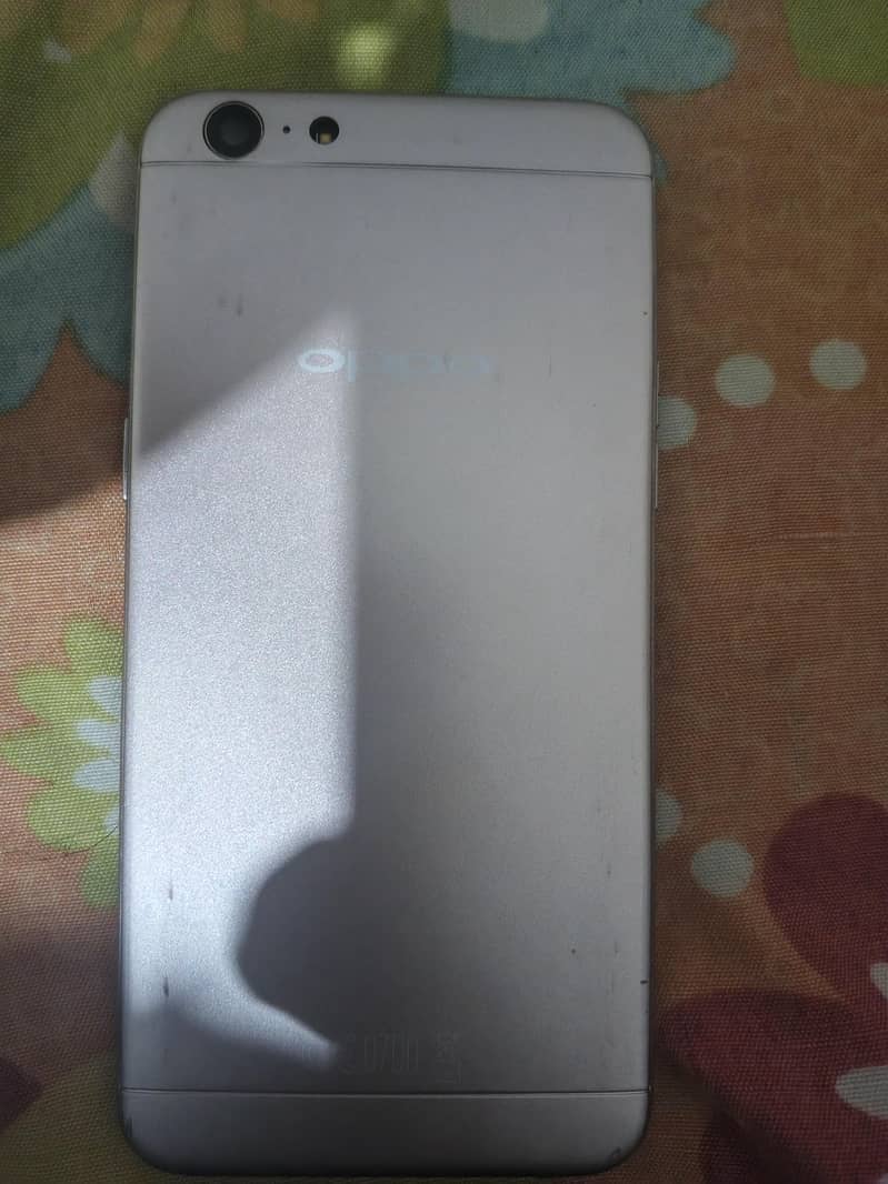 OPPO A57 0