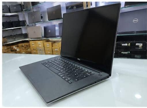 DELL Percision 5540 0