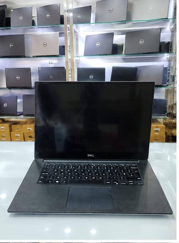 DELL Percision 5540 2