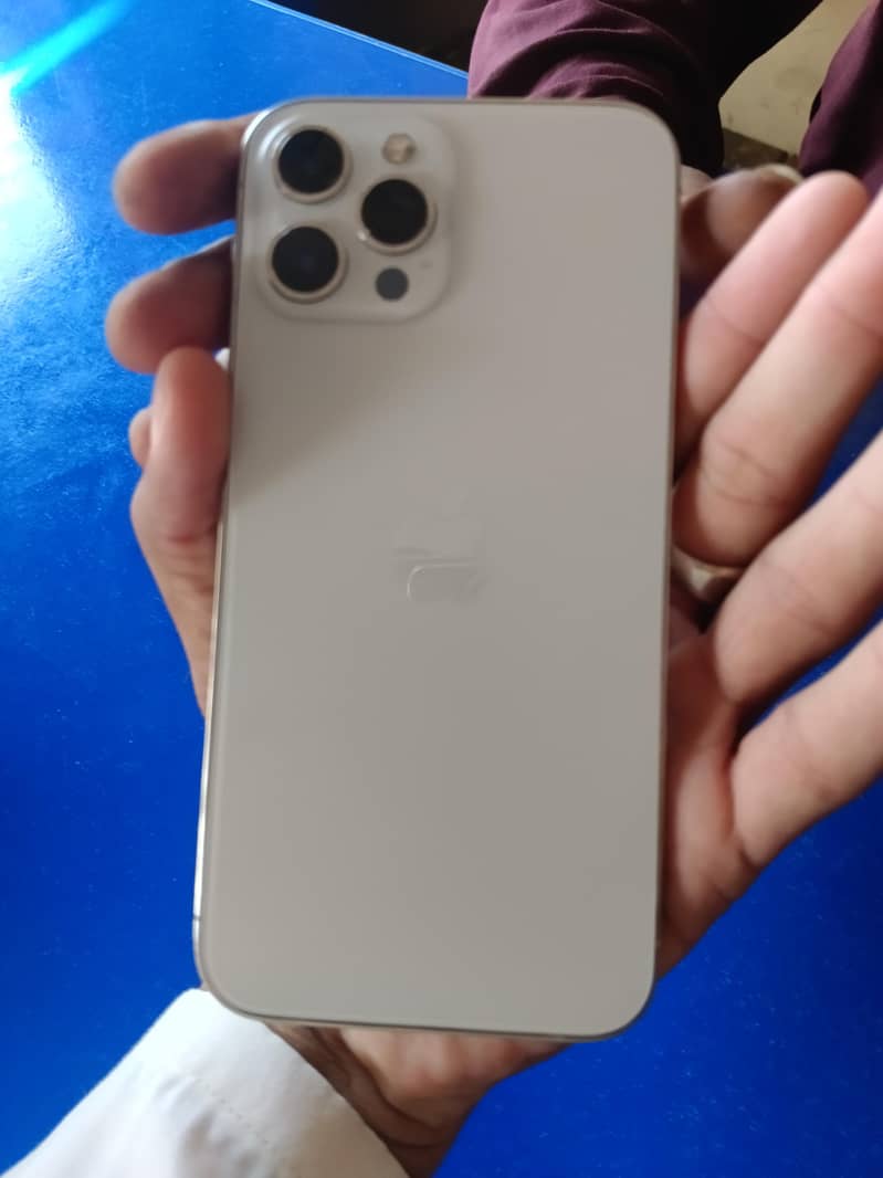 Apple iPhone 12 Pro Max 6