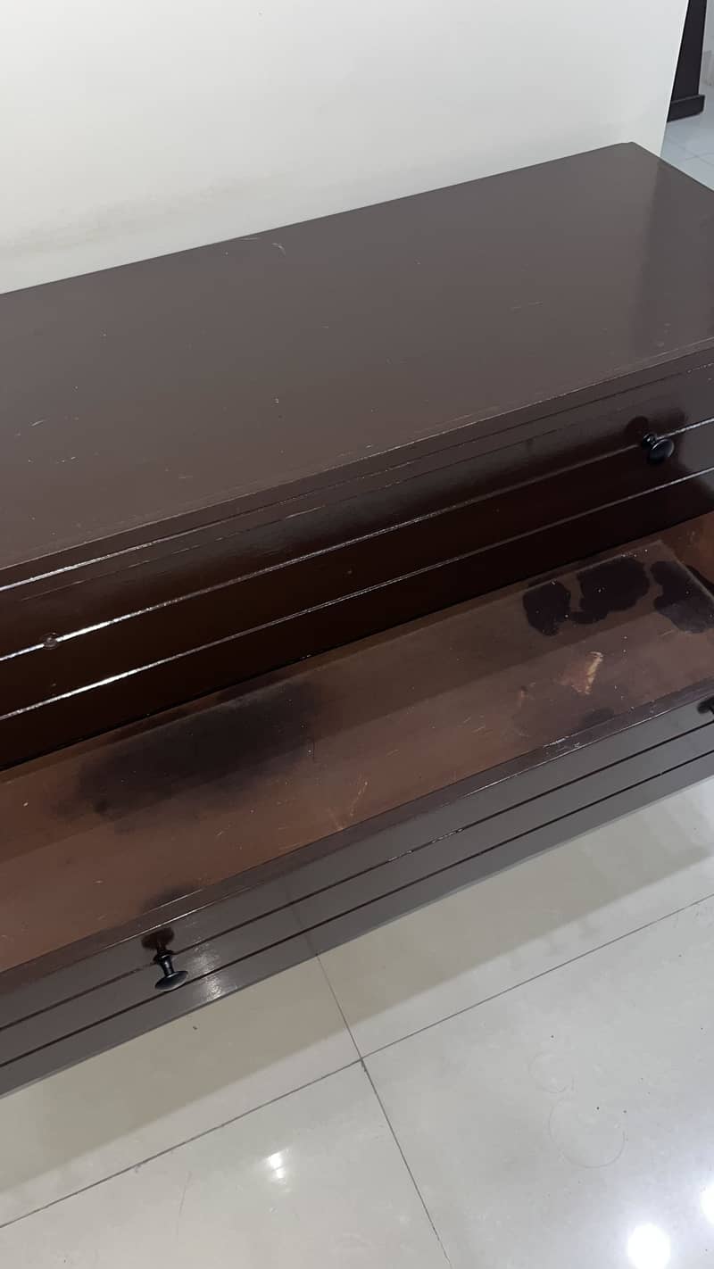 Dressing table with mirror 4