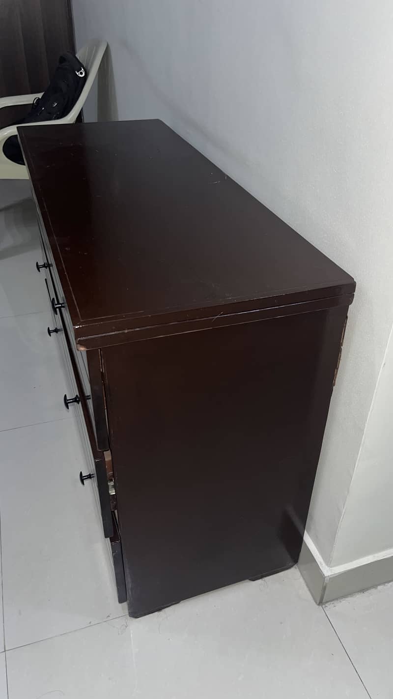 Dressing table with mirror 6