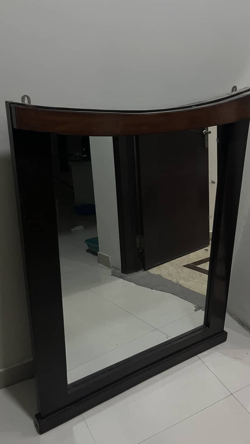 Dressing table with mirror 7