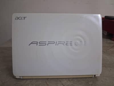 Acer Aspire One D257 10" Screen mini Laptop