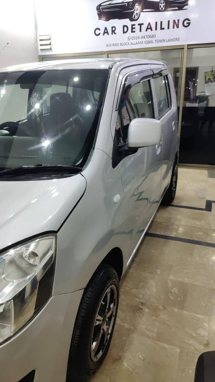 Suzuki Wagon R 2018 4