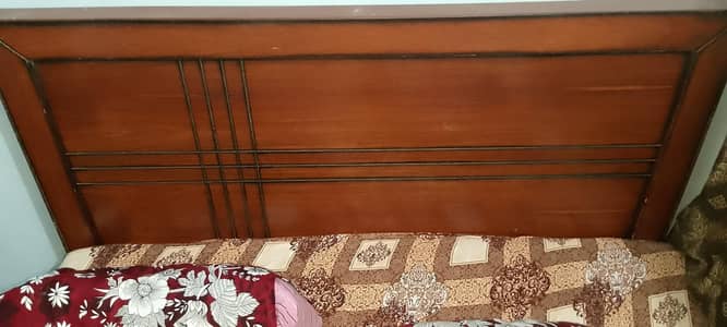 king size bed with mattress