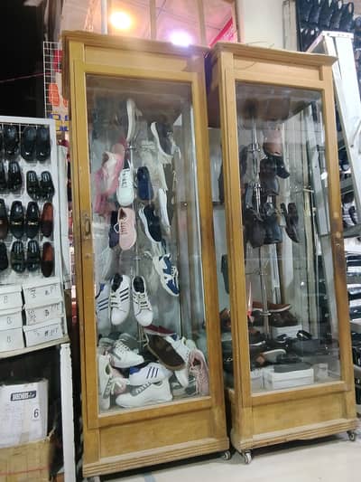 Shoe almira