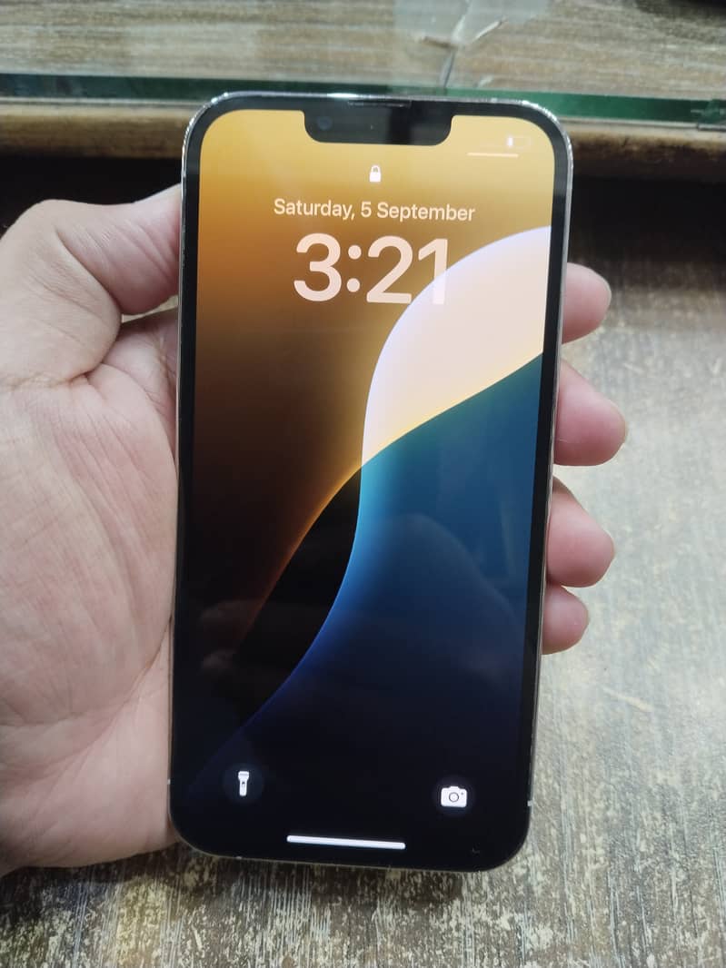 Apple iPhone 13 Pro 3