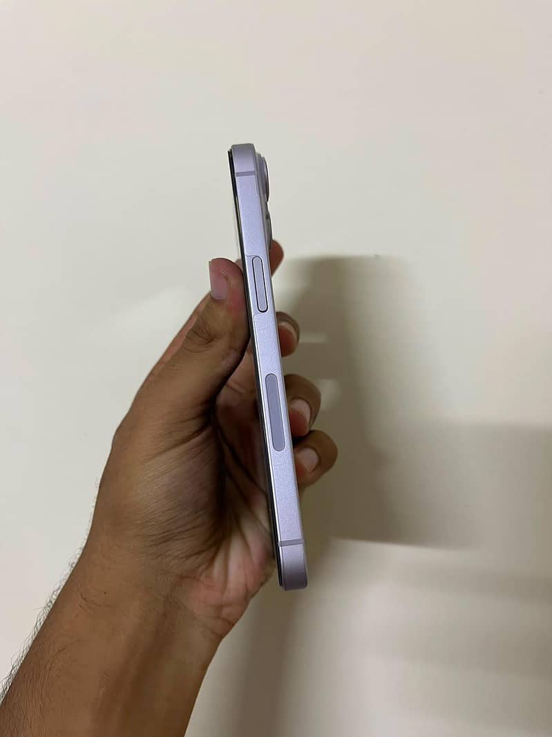 Apple iPhone 14 0