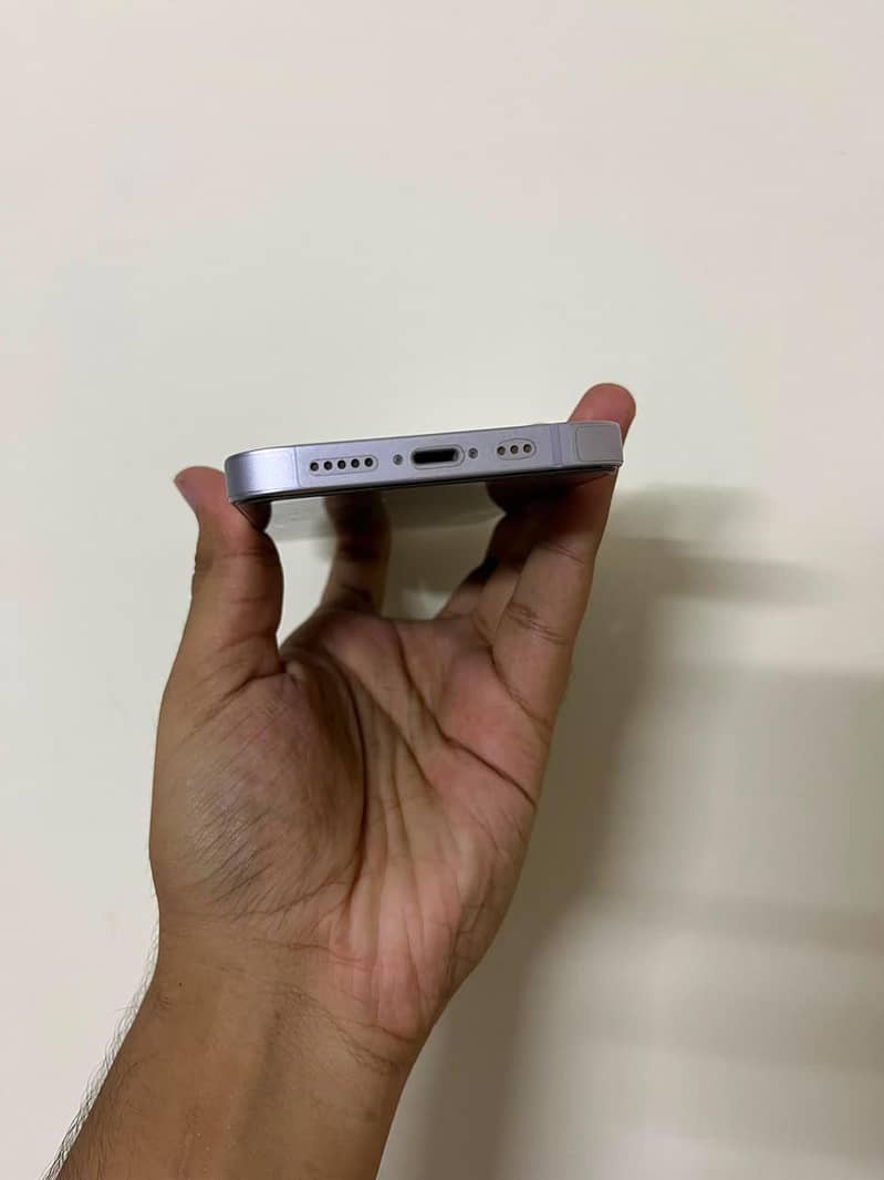 Apple iPhone 14 2