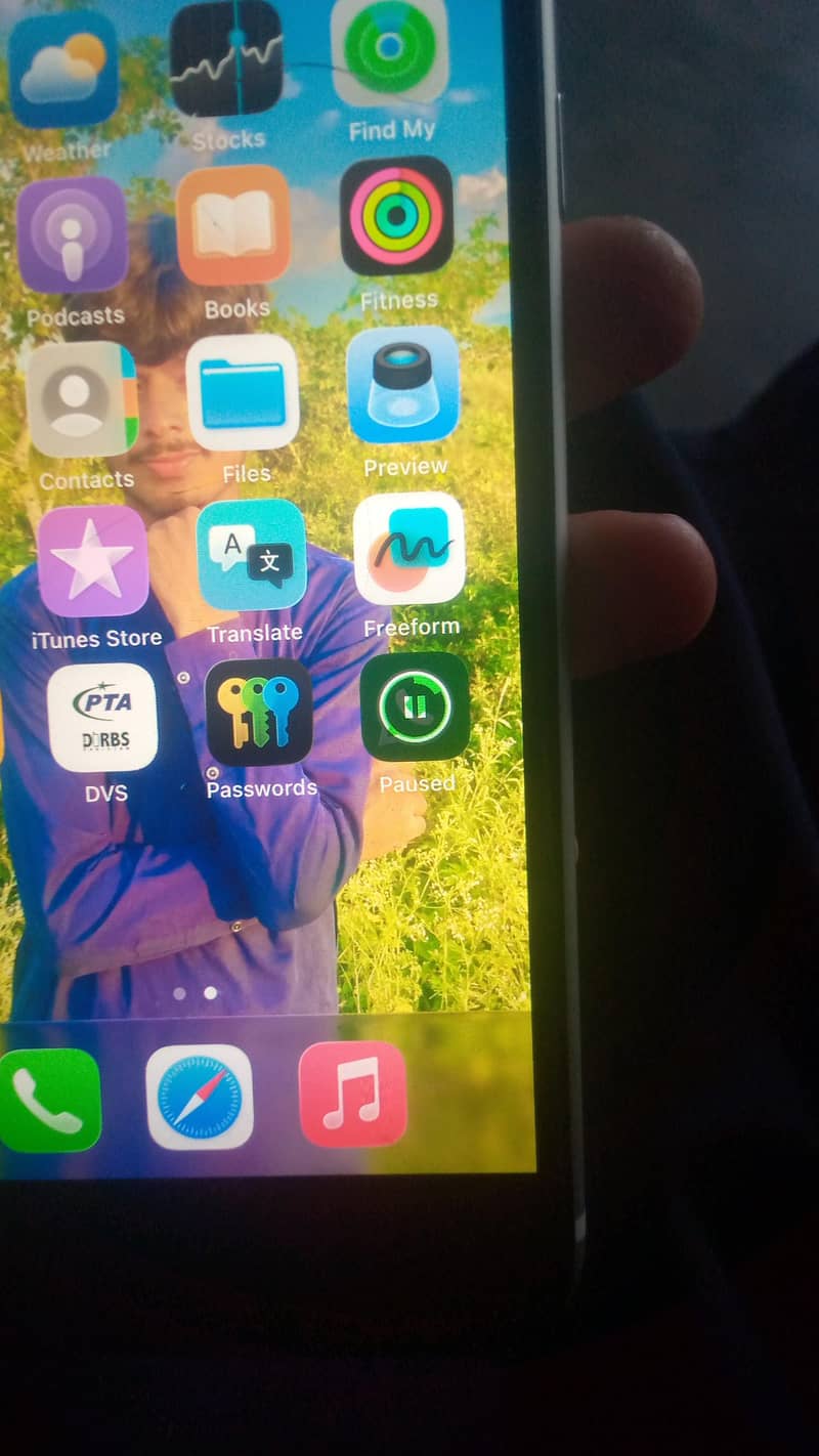 Apple iPhone SE 3