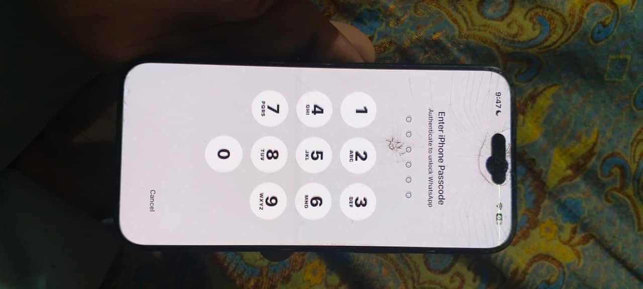 Apple iPhone 15 Pro Max 2