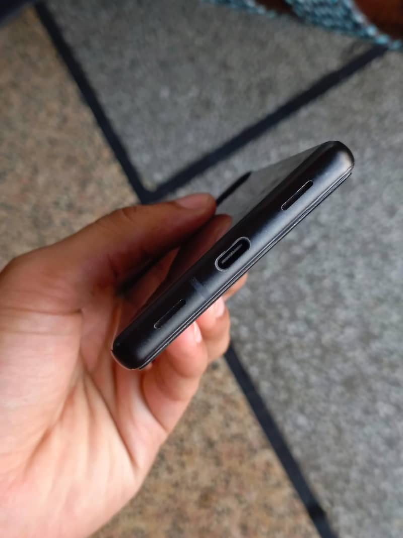 Google Pixel 6a 5