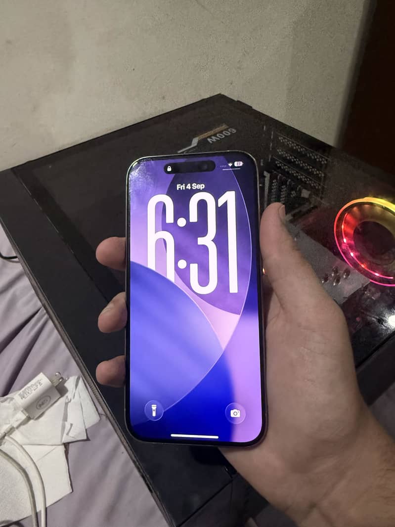 Apple iPhone 15 Pro 1