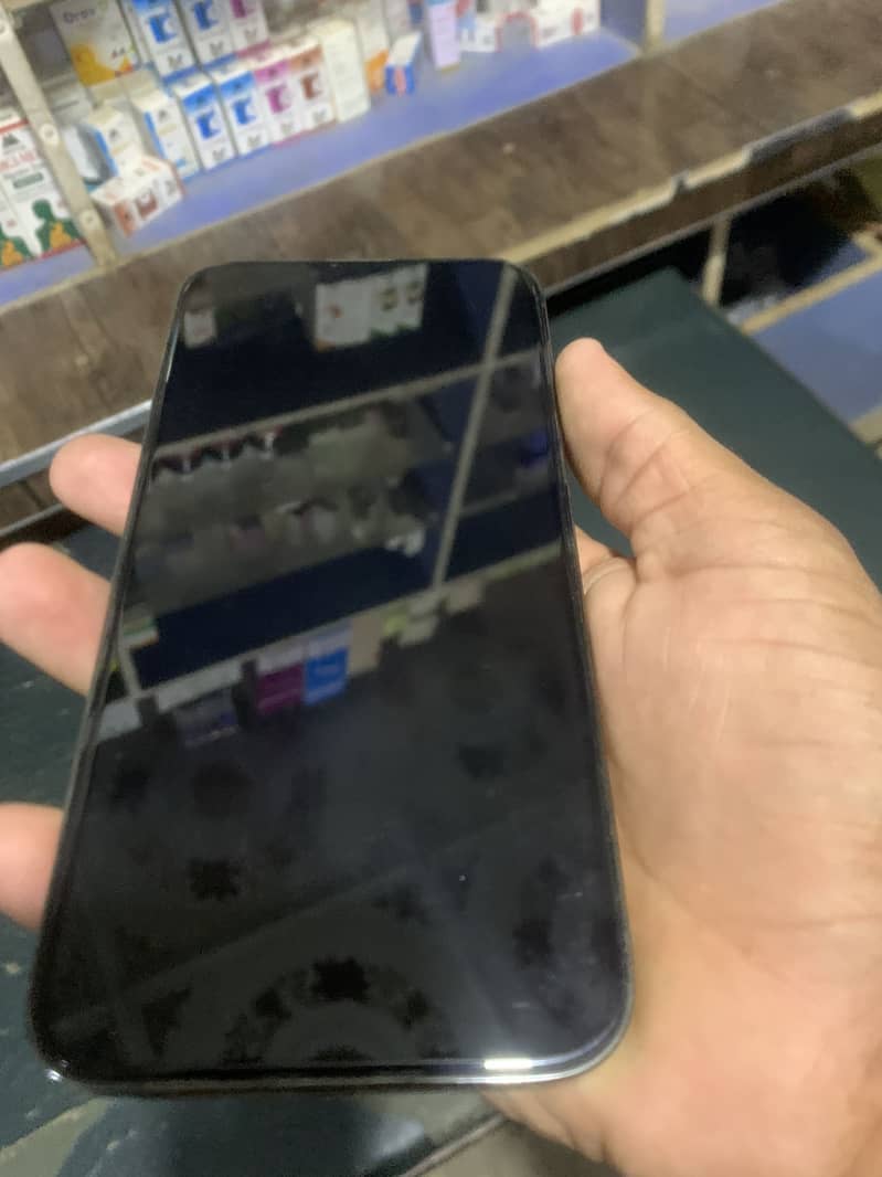 Apple iPhone 13 Pro Max 6