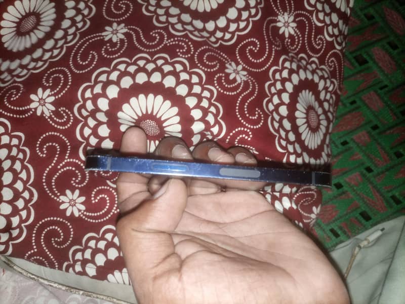 Apple iPhone 12 mini 2