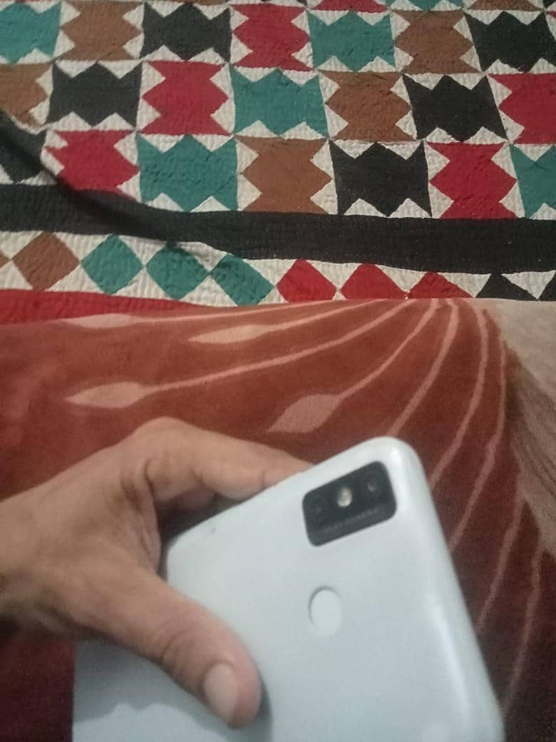 Tecno Spark 6 3