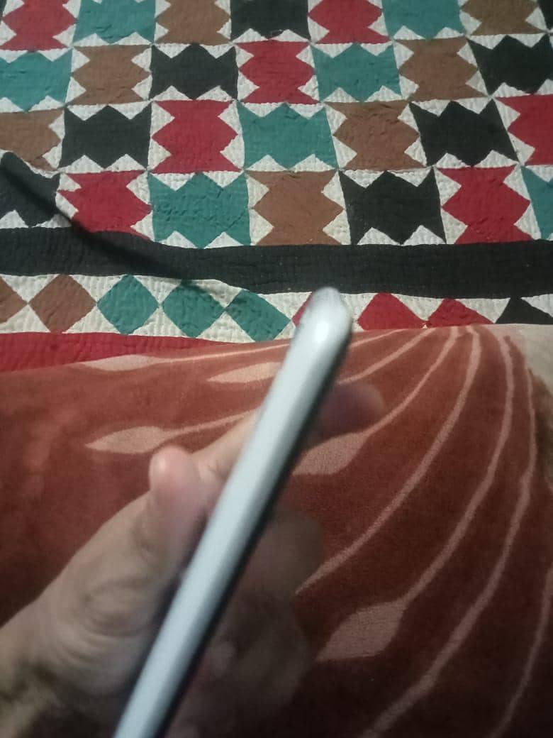 Tecno Spark 6 4
