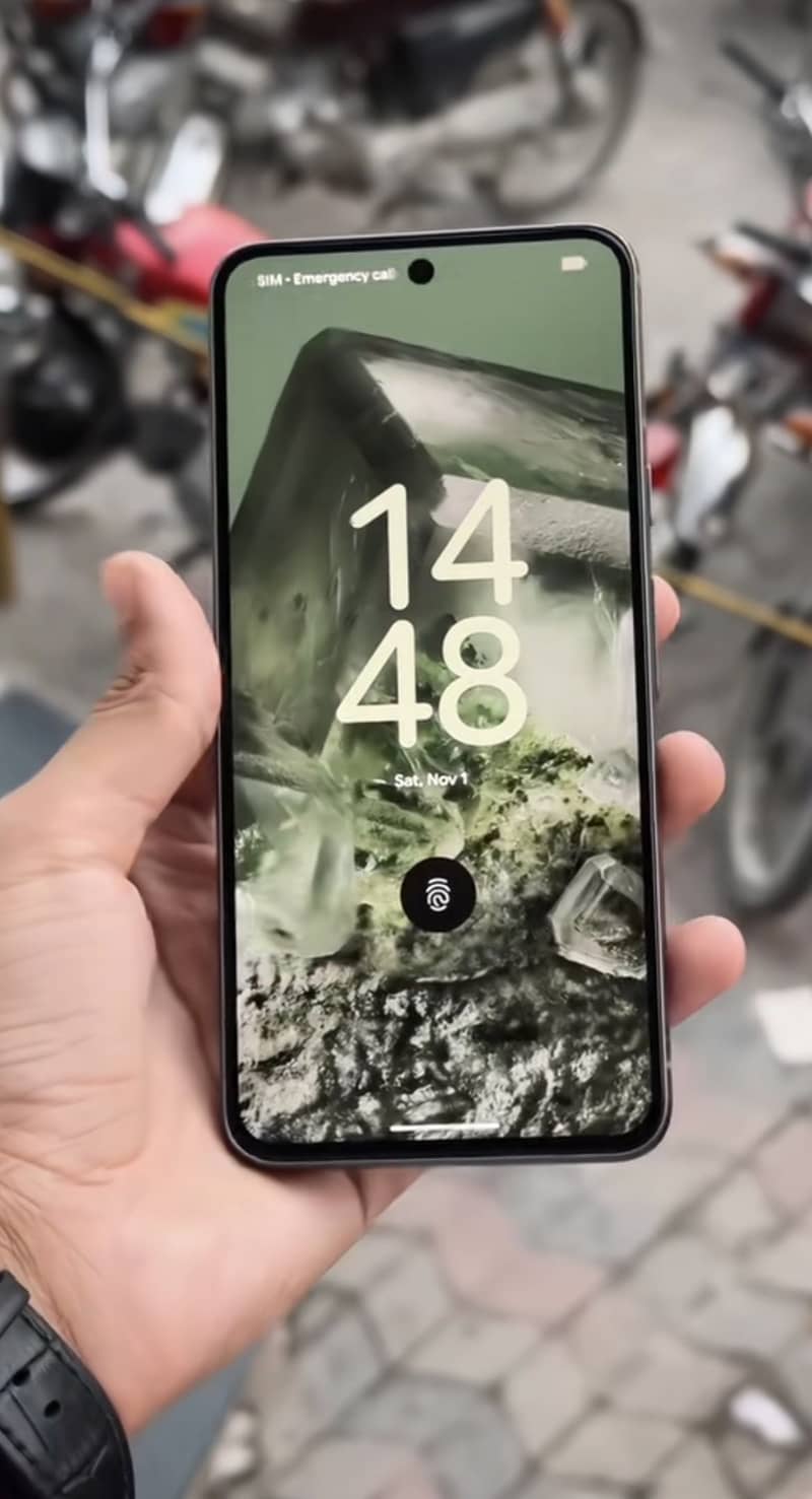 Google Pixel 8 1